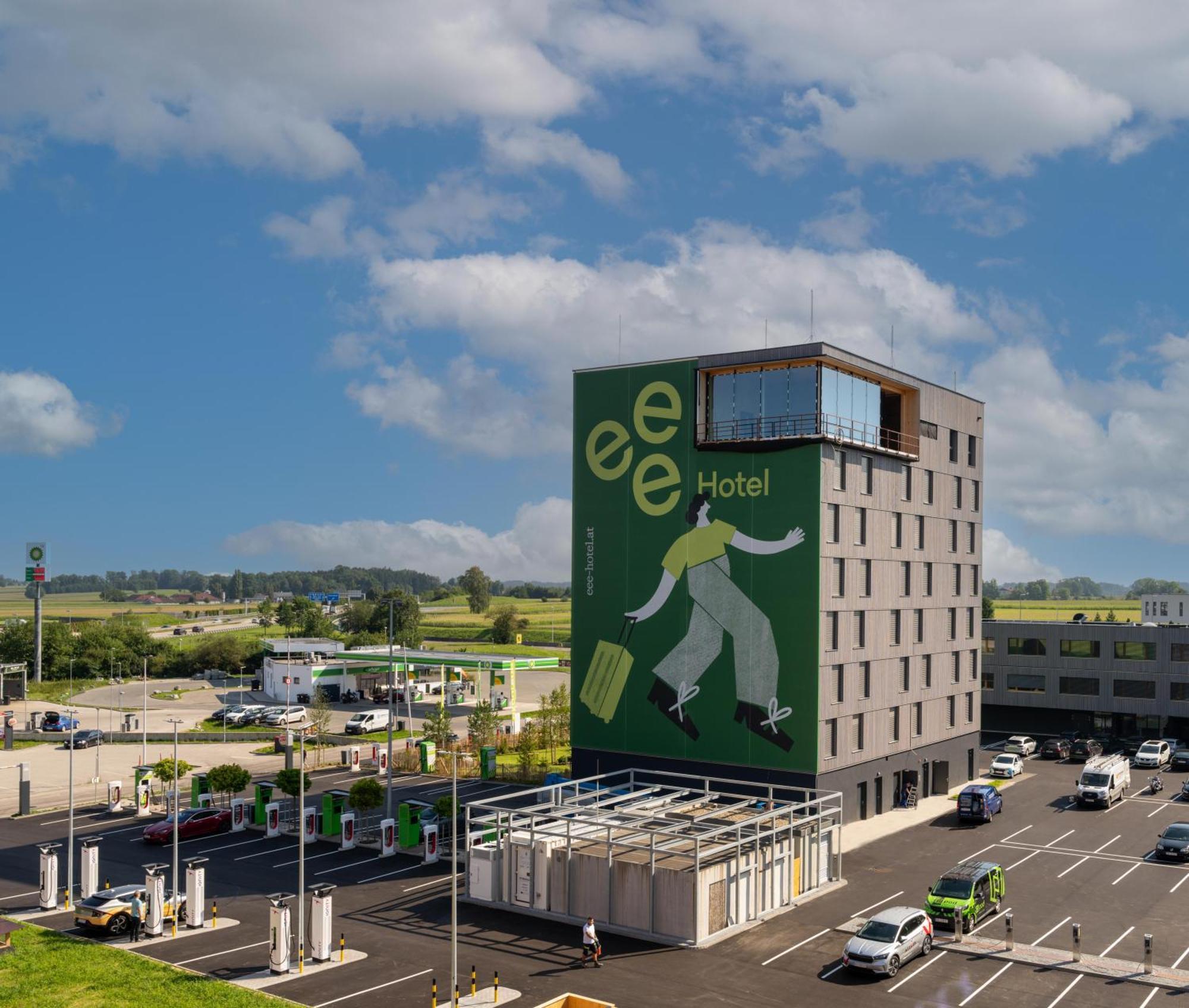 Eee Hotel Eberstalzell Exterior photo